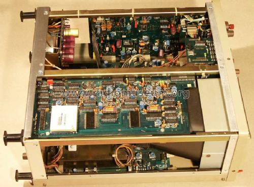 Storage Oscilloscope DSO-2000; INTRON Instruments; (ID = 930491) Ausrüstung