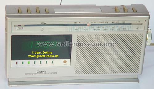 Clockradio GT 200; ITT-Graetz (ID = 322842) Radio