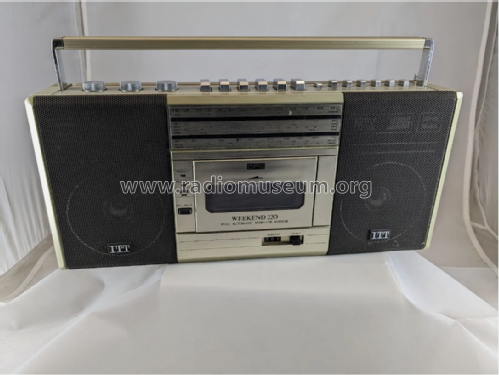 Weekend Stereo Cassette 220S; ITT Schaub-Lorenz (ID = 3066683) Radio