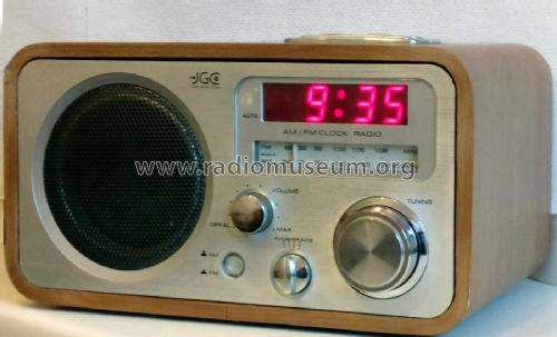 Design UKW/MW Radiowecker UR-600; JGC-Company GmbH; (ID = 2216260) Radio