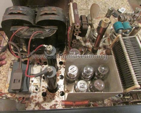 Viking Thunderbolt Amplifier ; Johnson Company, E.F (ID = 1915572) Amateur-T