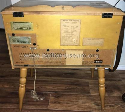 Consolette Stereo Phonograph 224EA; JVC - Victor Company (ID = 2268144) Commercial Re