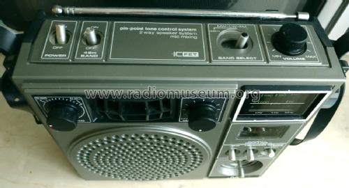 8240L; JVC - Victor Company (ID = 2547950) Radio