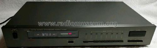 FM/AM Quartz Synthesizer Stereo Tuner T-X202; JVC - Victor Company (ID = 2622894) Radio