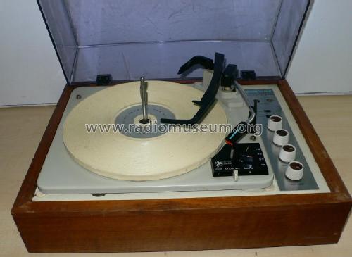 Stereo Phonograph Model Eleven ; KLH R&D Co.; (ID = 497099) Sonido-V