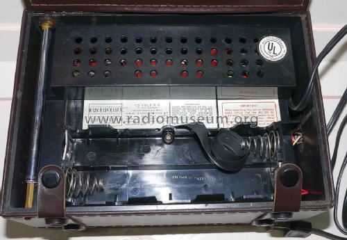 AM/FM/SW Portable 31-83; Kmart Corporation, S (ID = 2057597) Radio