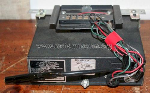 FM Stereo Multiplex & 8-Track Auto-Stereo KS-690; Kraco Enterprises (ID = 1182541) Car Radio