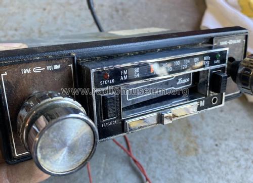 KID-585; Kraco Enterprises (ID = 2824583) Car Radio