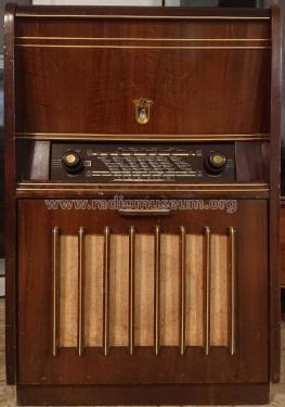 Standard-Musikschrank 86-68-5602 Ch= 83-68-5602; Krefft AG, W.; (ID = 2727183) Radio