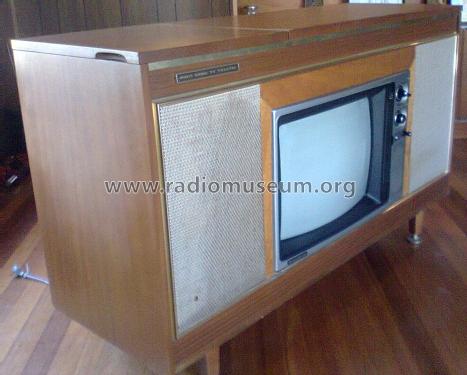 Multi-Sonic TV Theatre 25 T157 Ch= 79-25C Ch= 89-18 ; Kriesler Radio (ID = 1160628) TV-Radio