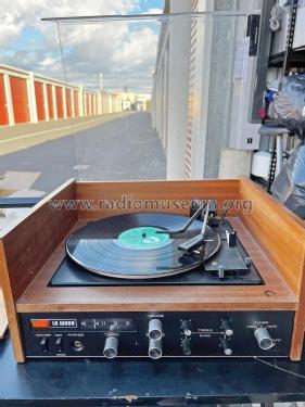 Stereo Record Player/ AM tuner ; La Wood Television (ID = 3080221) Radio