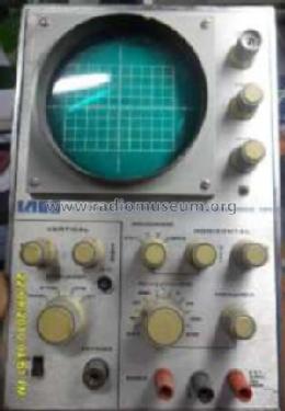 Oscilloscope 4,5 MHz 134; Labo Indústria de (ID = 852374) Equipment