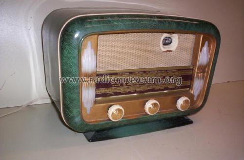 Magique Junior ; Larquemin; Paris (ID = 1965279) Radio