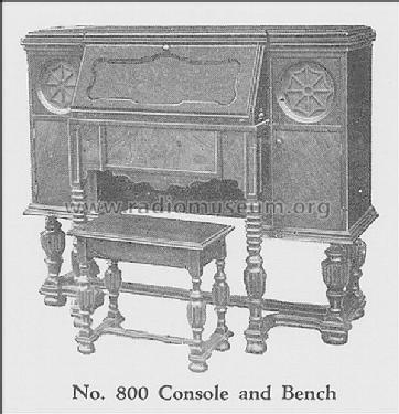 800 Console and Bench ; Leutz, C.R., Inc. (ID = 1549896) Radio
