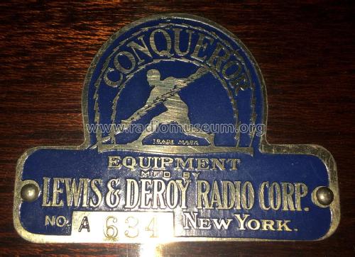 Conqueror ; Lewis & DeRoy Radio (ID = 2150334) Radio