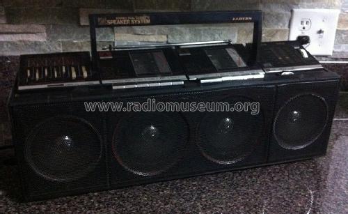 Stereo Dual Cassette 4 Speaker System V444 Series 709B; Lloyd's Electronics; (ID = 1530287) Radio