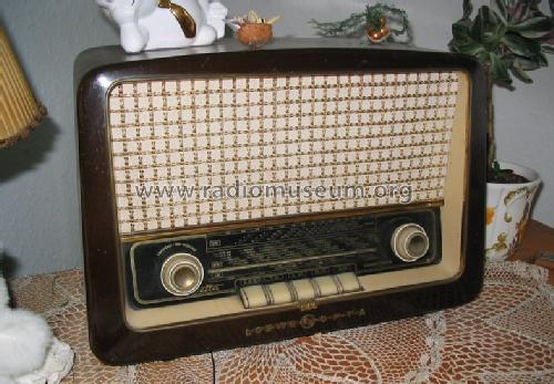 Bella 700W Radio Loewe-Opta; Deutschland, build 1955– |Radiomuseum.org