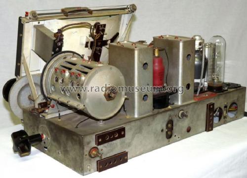 Opta 'Schlittschuh' 537GW; Loewe-Opta; (ID = 776001) Radio