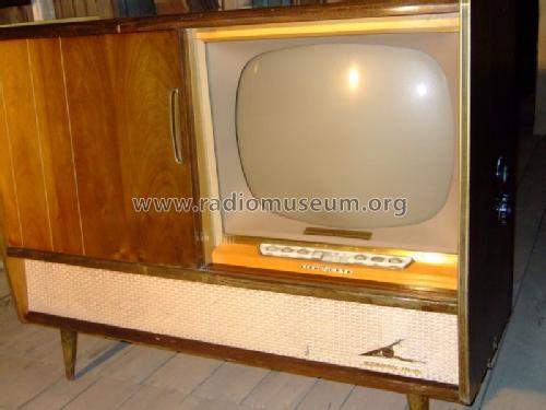 Tribüne 2674; Loewe-Opta; (ID = 1248732) TV-Radio