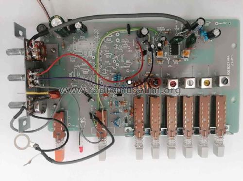 RF Signal Generator TSG-17; Longwei Instrument (ID = 2867140) Equipment