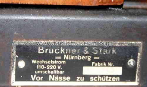 W30; Lumophon, Bruckner & (ID = 234219) Radio