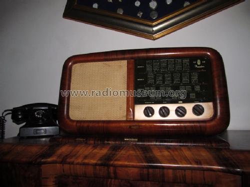 SV39; Magnadyne Radio; (ID = 1558975) Radio