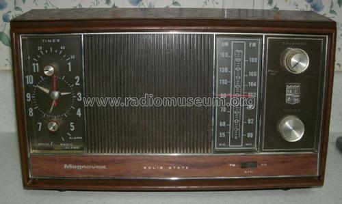 1FM067; Magnavox Co., (ID = 3077277) Radio