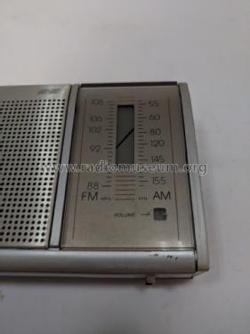 99 ; Philips Magnavox (ID = 2315989) Radio