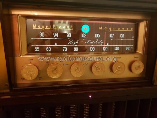 Concert Grand 1ST205H Radio Magnavox Co., Commercial Wireless and 