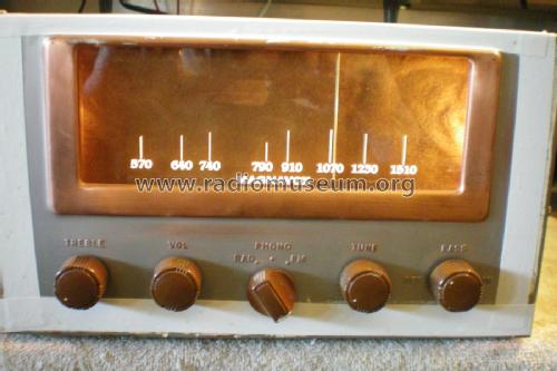 CR-209A ; Magnavox Co., (ID = 2494148) Radio