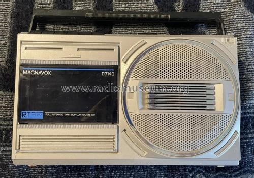 D7140; Philips Magnavox (ID = 3063359) Radio