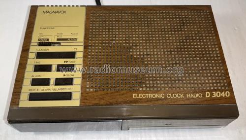 Electronic Clock Radio D 3040 D3040/17S; Philips Magnavox (ID = 3061938) Radio