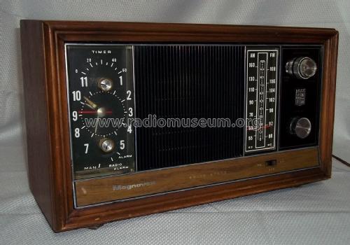 FM54 R25406; Magnavox Co., (ID = 2704610) Radio