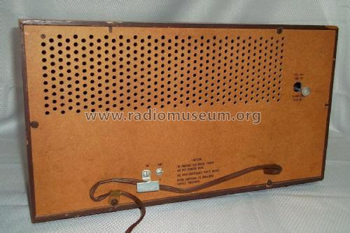 FM54 R25406; Magnavox Co., (ID = 2704612) Radio