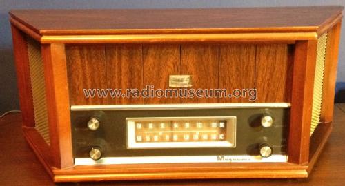 65-02-00 ; Magnavox Co., (ID = 1435697) Radio