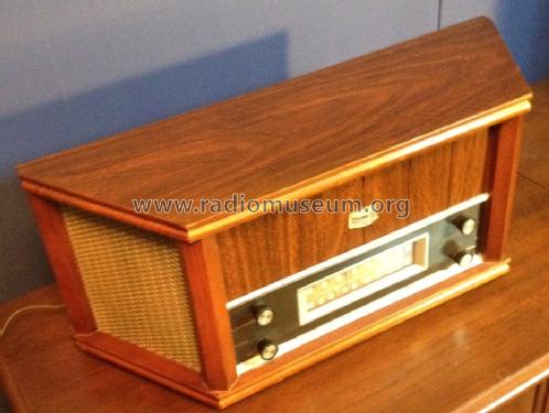 65-02-00 ; Magnavox Co., (ID = 1435698) Radio