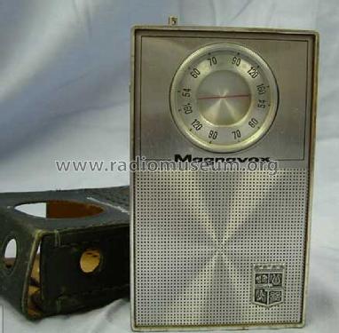 AM-801 ; Magnavox Co., (ID = 1233635) Radio