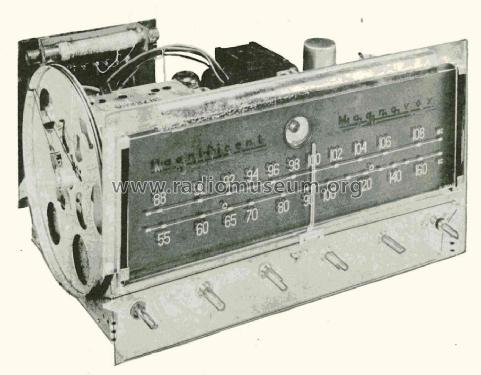 Chassis CR-722; Magnavox Co., (ID = 1965744) Radio