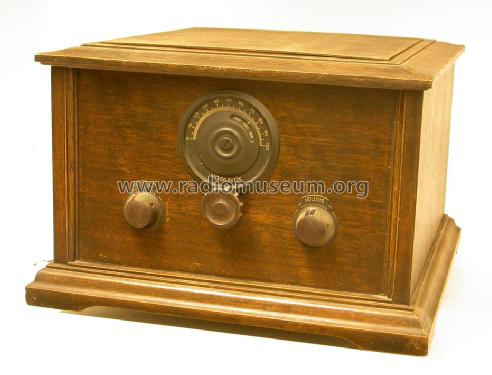 Junior Single Dial J ; Magnavox Co., (ID = 1456324) Radio