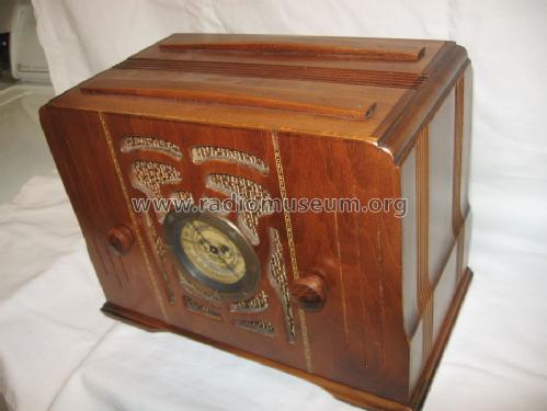 Unknown table model ; Majestic Radio & (ID = 1614077) Radio