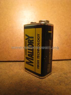 High Technology - 9 Volt Transistor Battery 6F22M; Mallory, P.R. & Co.; (ID = 2058126) Power-S