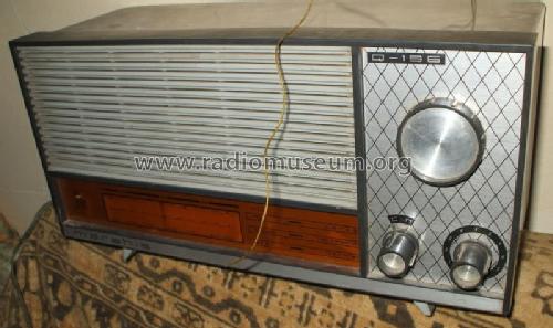 Q-196; Marahis Manufactura (ID = 1385520) Radio