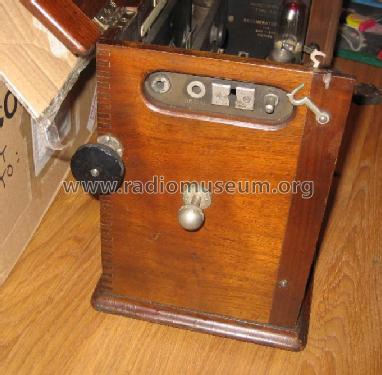 Marconiphone V2; Marconi Co. (ID = 401404) Radio