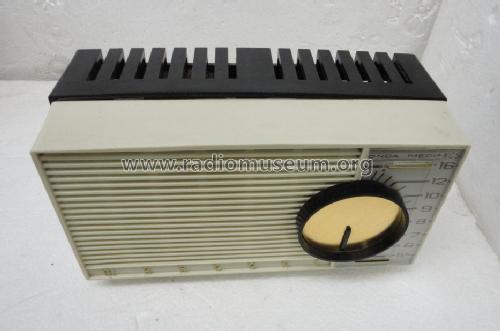 UM-310; Marconi Española S.A (ID = 2048793) Radio