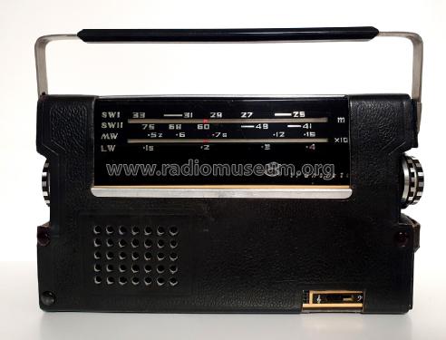 ASTRAD-Nova 8 Transistors; Dnepropetrovsk Radio (ID = 3097474) Radio