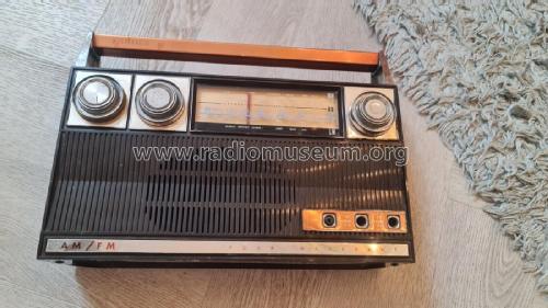 AM/FM Four Waveband D517; Masteradio, London (ID = 2876880) Radio