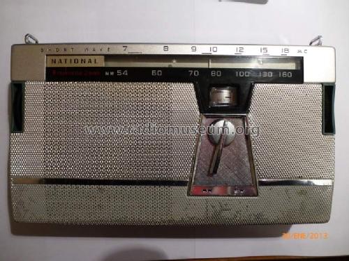 National 8 Transistor 2 Band T-22T; Panasonic, (ID = 1387543) Radio