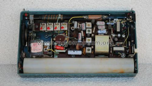 National 8 Transistor 2 Band T-22T; Panasonic, (ID = 1158043) Radio