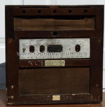 Twin Speaker Superhet ; McMichael Radio Ltd. (ID = 2785544) Radio
