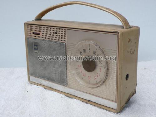 MD7033; Mediator; La Chaux- (ID = 1660014) Radio